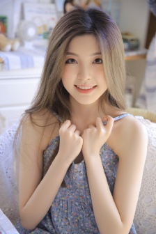不知火舞与三个小男孩